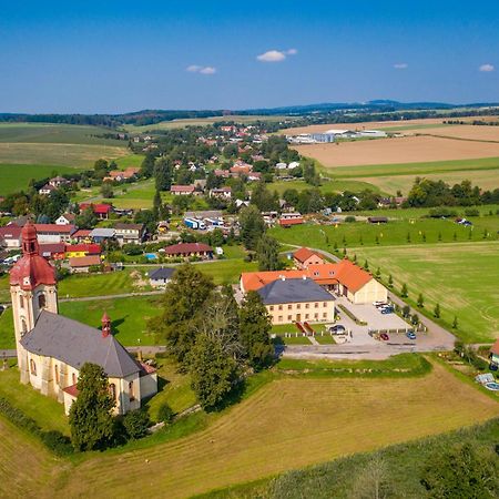 Penzion Na Fare Dubenec Luaran gambar